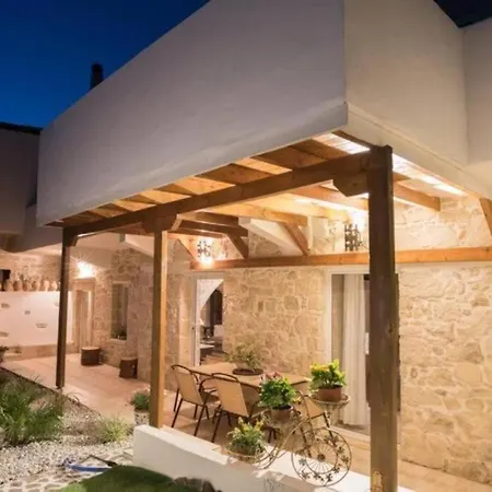 Villa Agapi 2 *